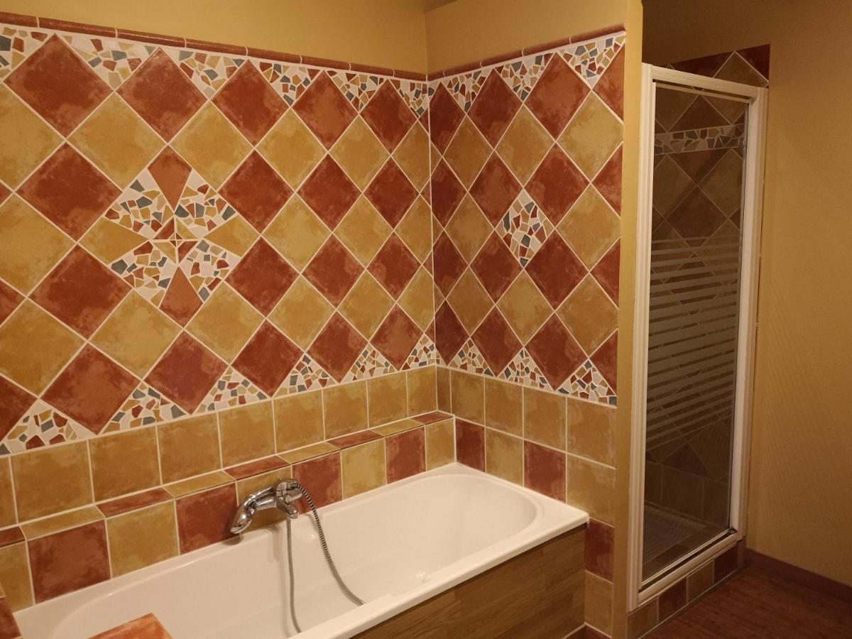 L'Ours Des Corbieres - Chambres D'Hotes Servies-en-Val Luaran gambar